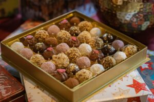 chocolates, truffle, christmas, sweets, cocoa, dessert, chocolates, chocolates, truffle, truffle, truffle, truffle, truffle, christmas, christmas, dessert, dessert, dessert